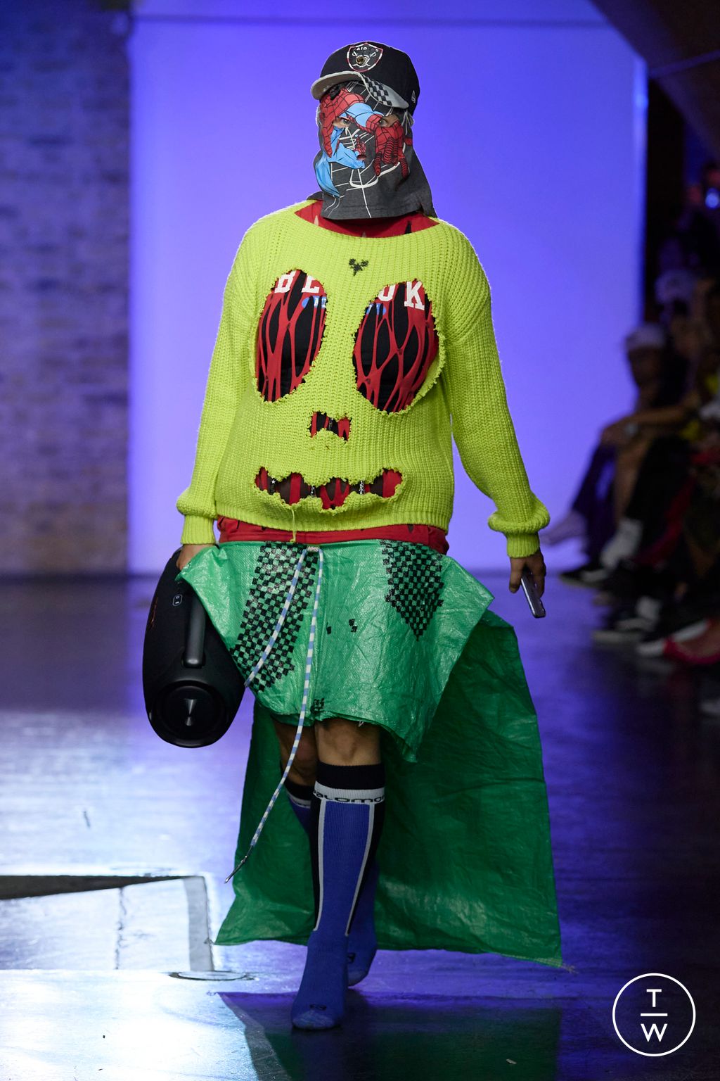 Fashion Week London Spring/Summer 2024 look 19 from the NOKI collection 女装