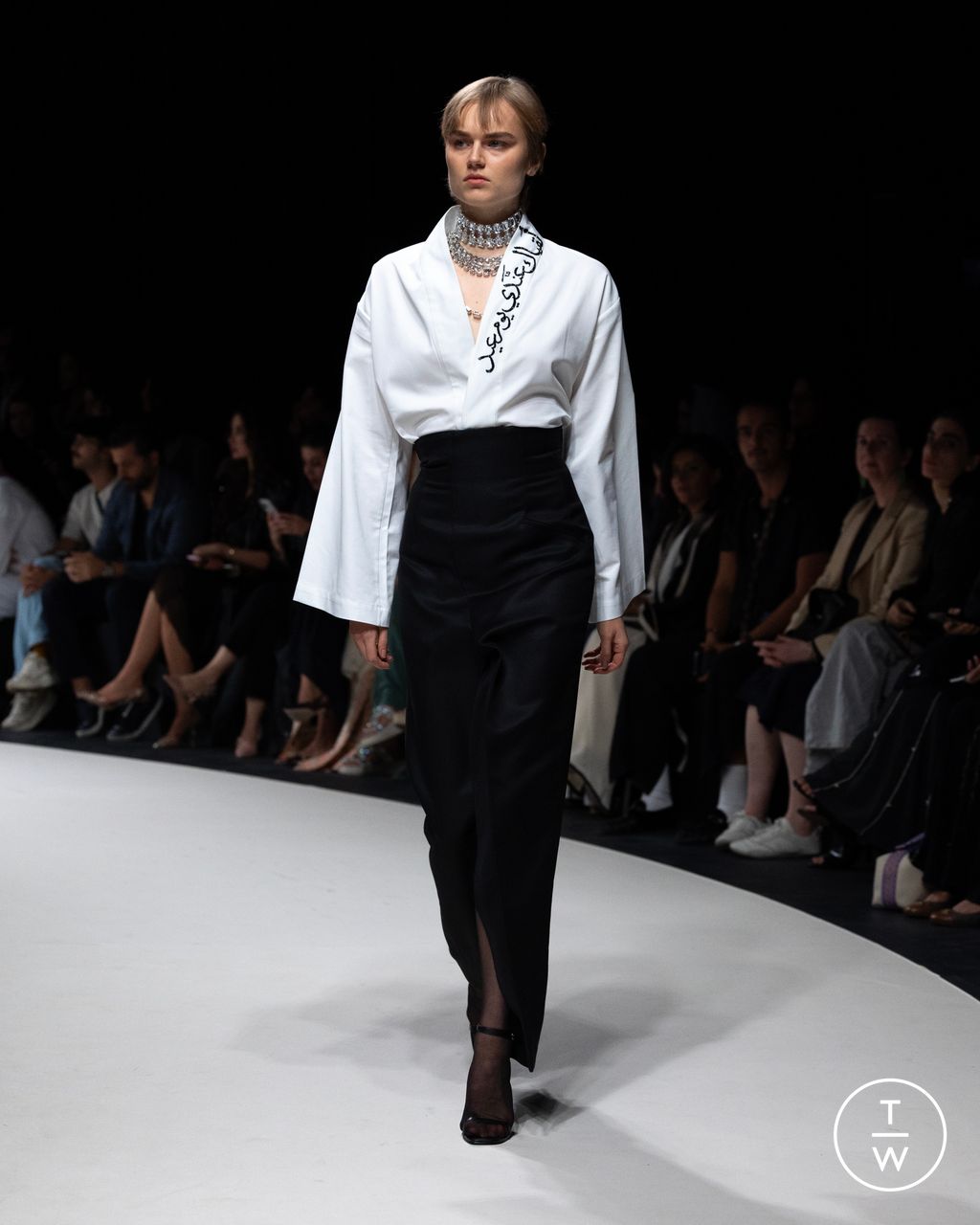 Fashion Week Paris Spring/Summer 2025 look 8 from the Noura Sulaiman - Saudi 100 collection menswear