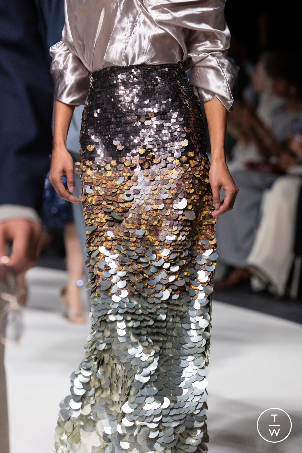 Fashion Week Paris Spring/Summer 2025 look 16 de la collection Noura Sulaiman - Saudi 100 menswear