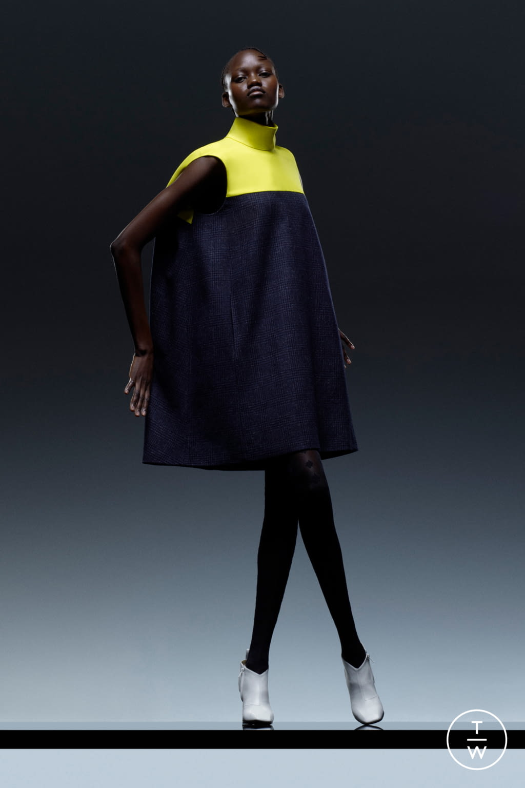 Fashion Week Paris Pre-Fall 2021 look 12 from the Nina Ricci collection womenswear