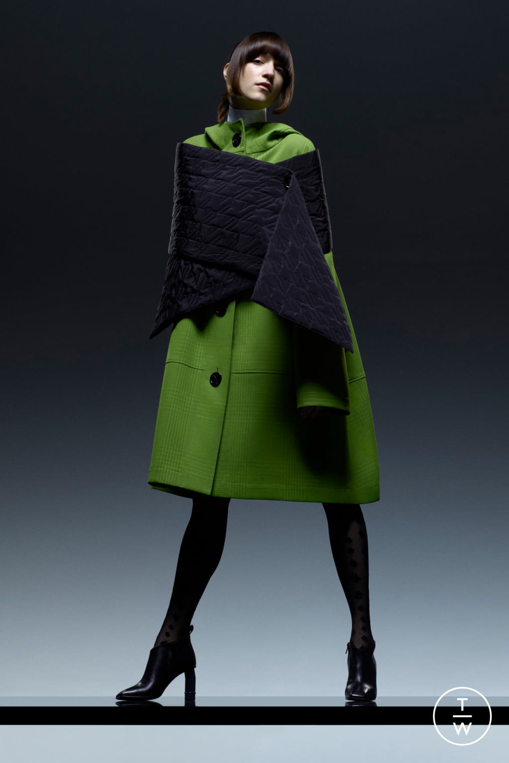 Fashion Week Paris Pre-Fall 2021 look 16 from the Nina Ricci collection womenswear