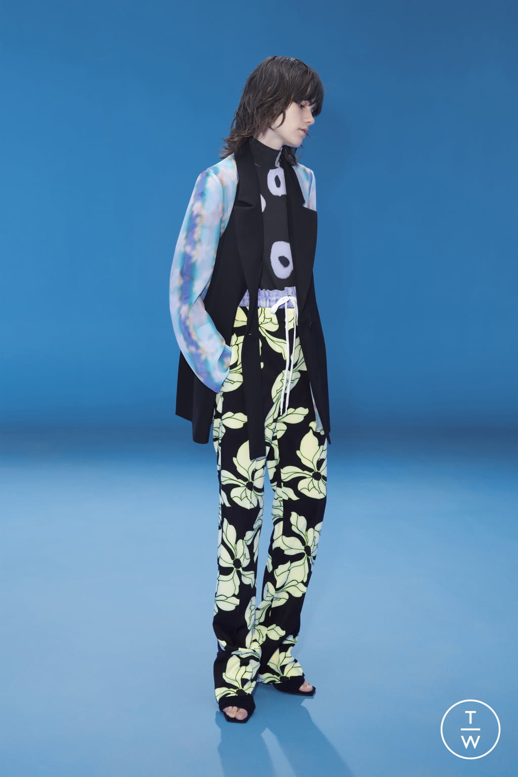 Fashion Week Paris Spring/Summer 2022 look 17 de la collection Nina Ricci womenswear