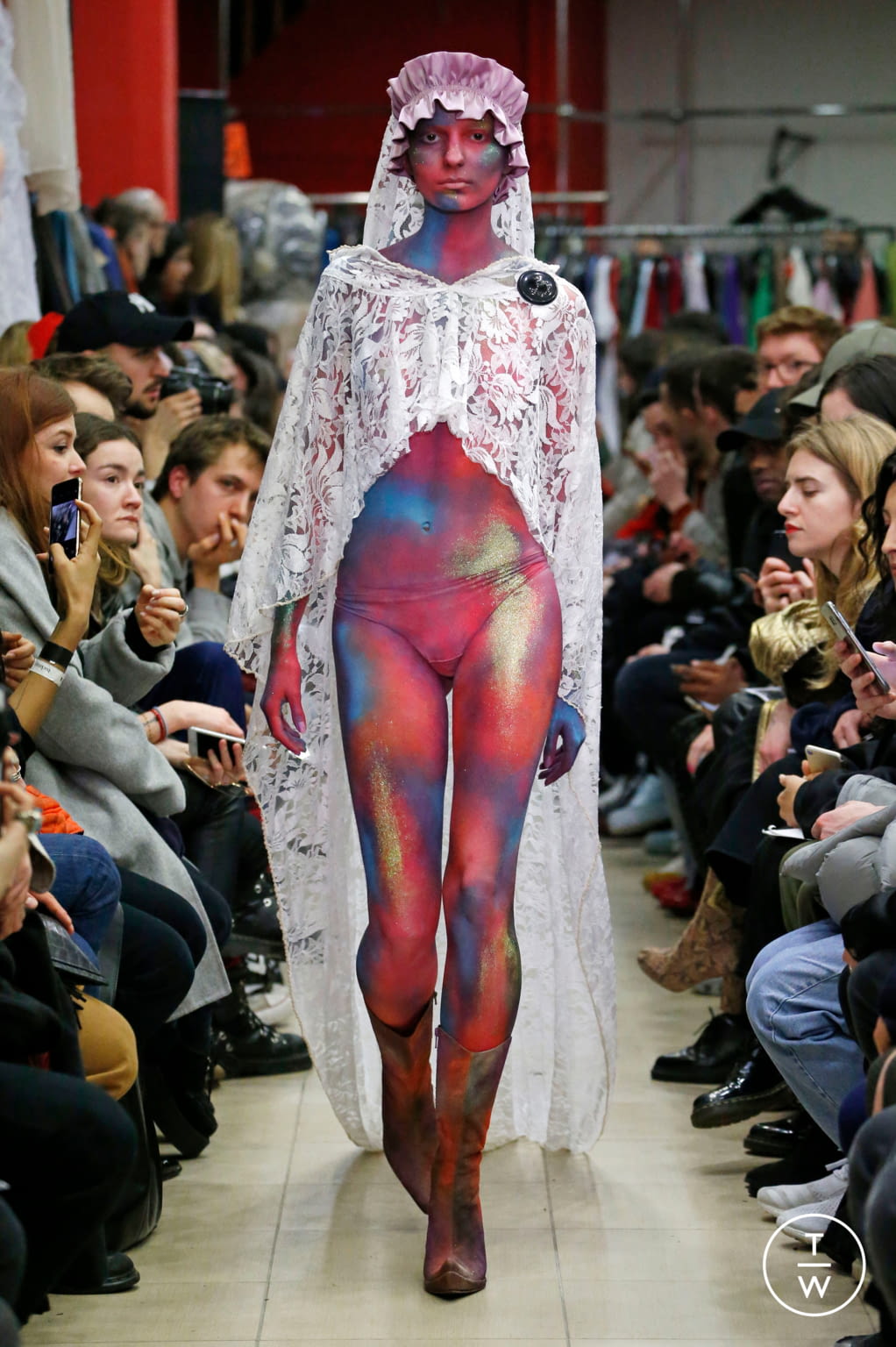 Fashion Week Paris Fall/Winter 2017 look 25 from the Neith Nyer collection womenswear