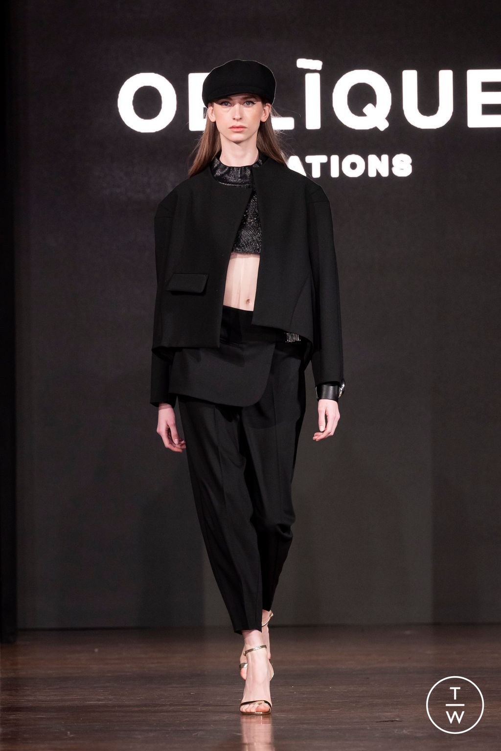Fashion Week Milan Fall/Winter 2024 look 3 de la collection Oblique Creations womenswear