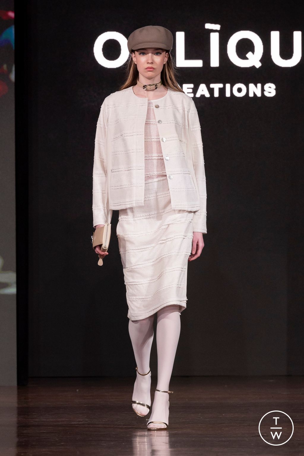 Fashion Week Milan Fall/Winter 2024 look 10 de la collection Oblique Creations womenswear
