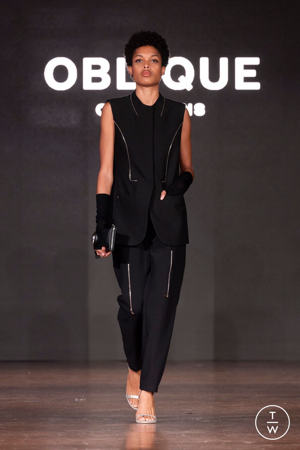 Fashion Week Milan Fall/Winter 2024 look 13 from the Oblique Creations collection womenswear