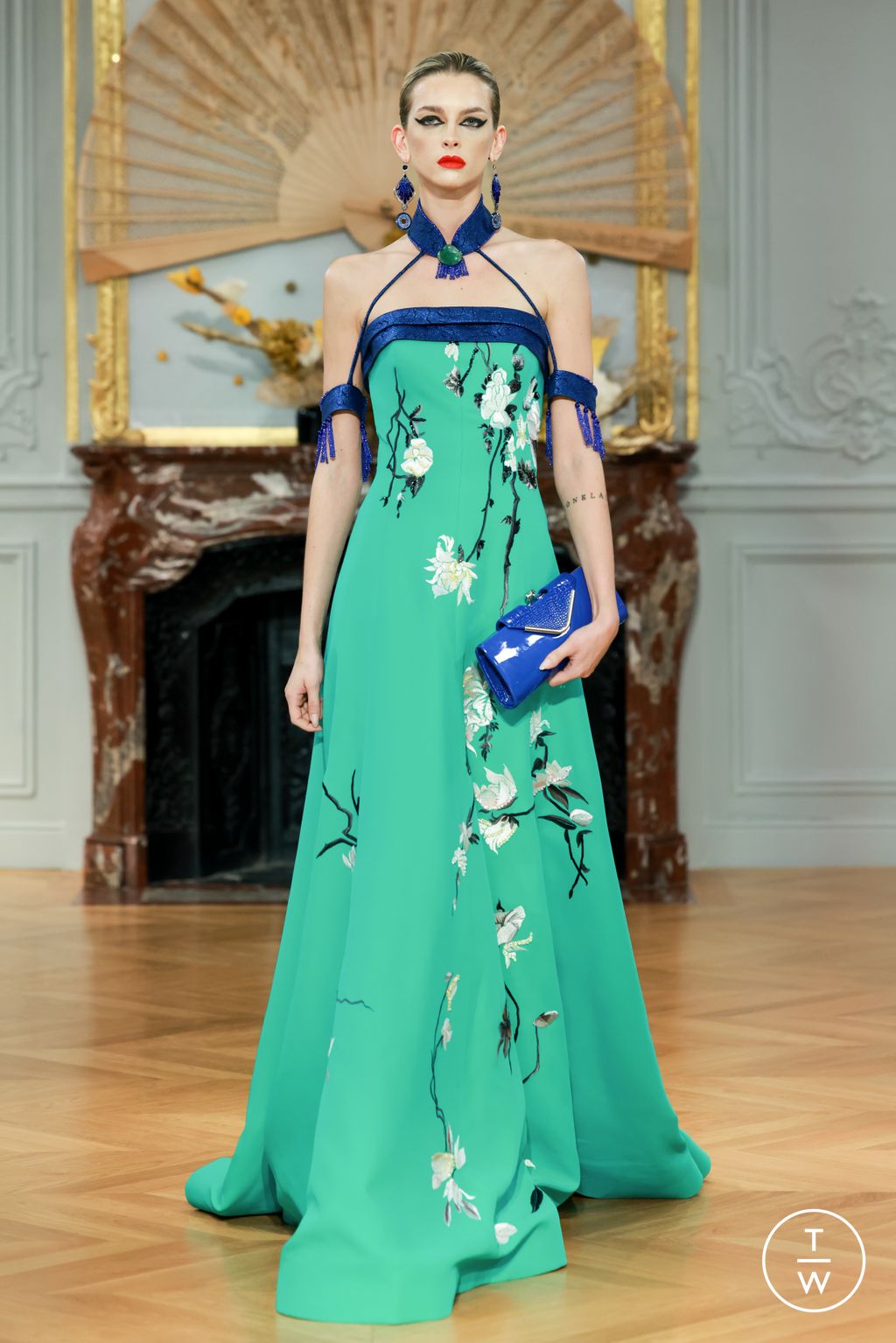 Fashion Week Paris Spring/Summer 2024 look 6 from the Laurence XU collection 女装