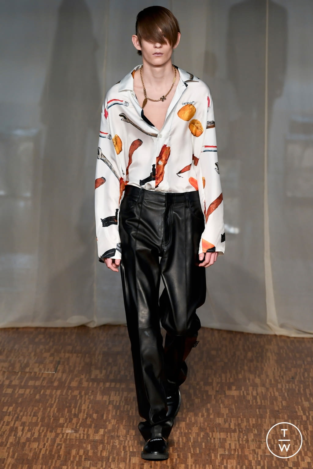 Fashion Week Paris Fall/Winter 2020 look 10 de la collection Off-White menswear