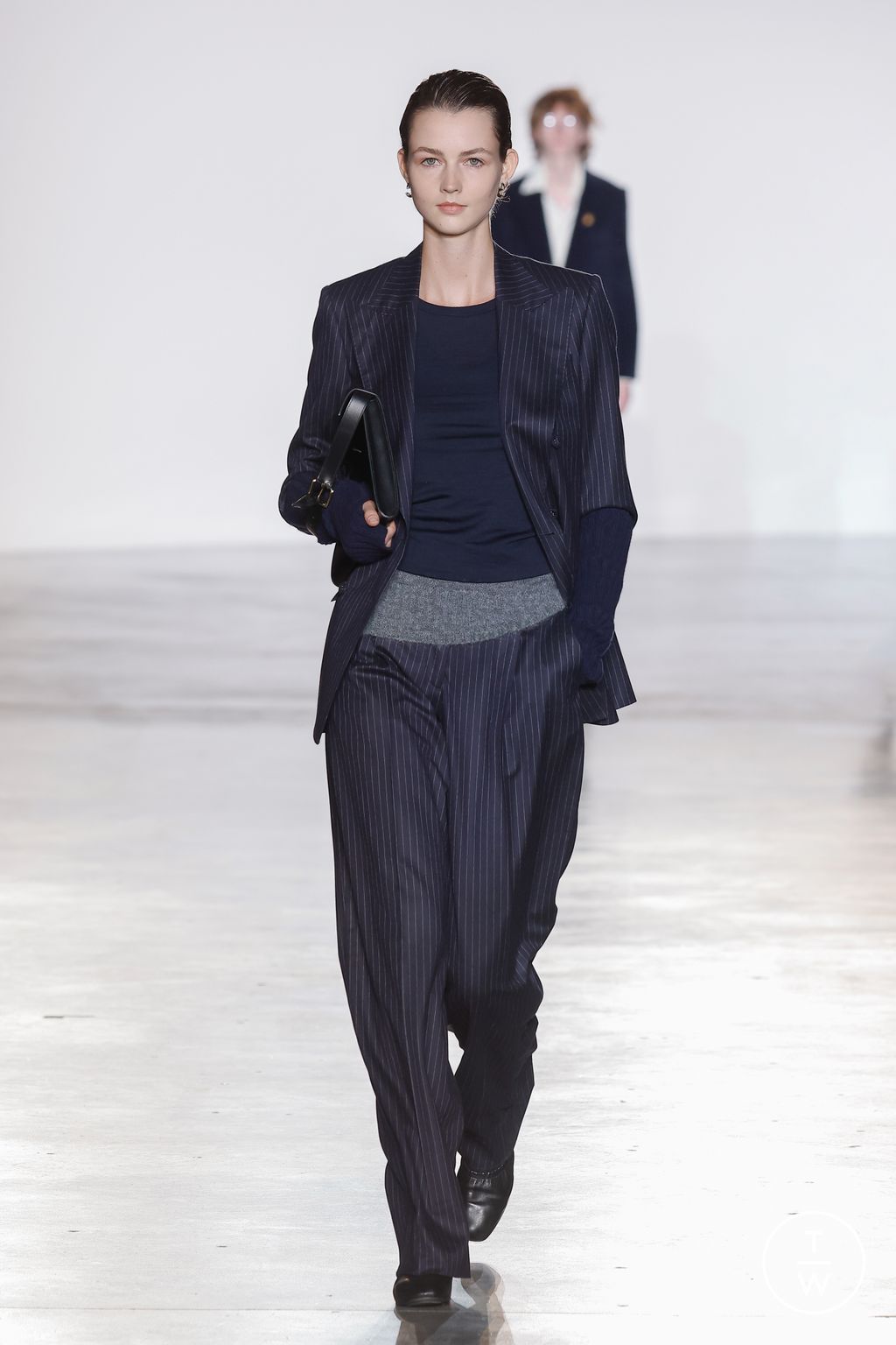 Fashion Week Paris Fall/Winter 2023 look 19 from the Officine Générale collection menswear