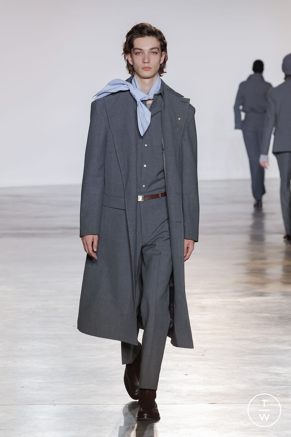 Fashion Week Paris Fall/Winter 2023 look 52 from the Officine Générale collection menswear