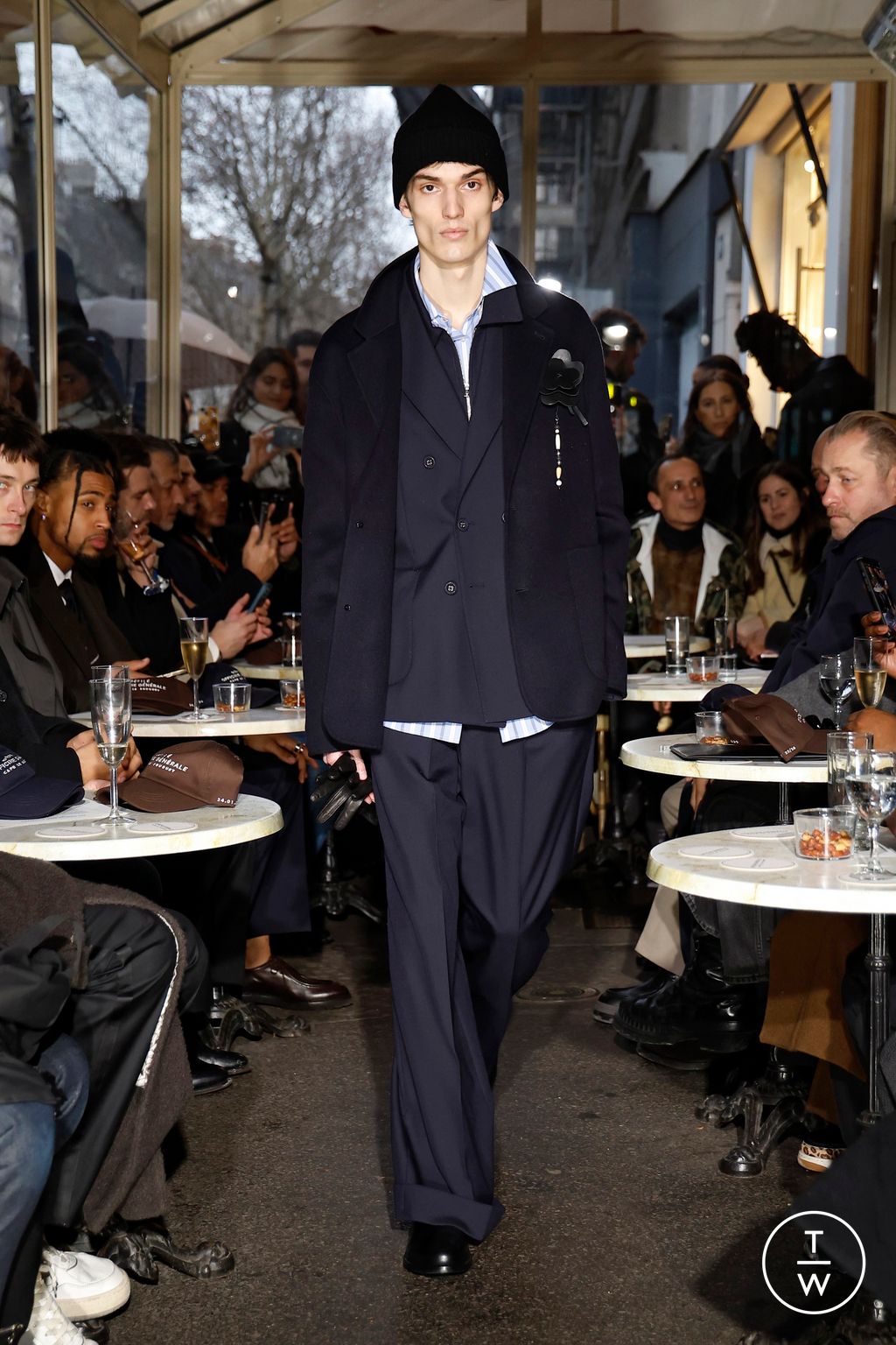 Fashion Week Paris Fall/Winter 2025 look 3 from the Officine Générale collection 男装