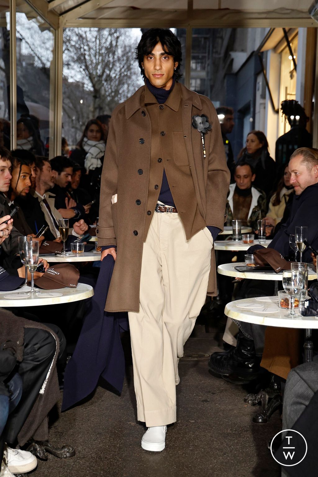 Fashion Week Paris Fall/Winter 2025 look 20 de la collection Officine Générale menswear