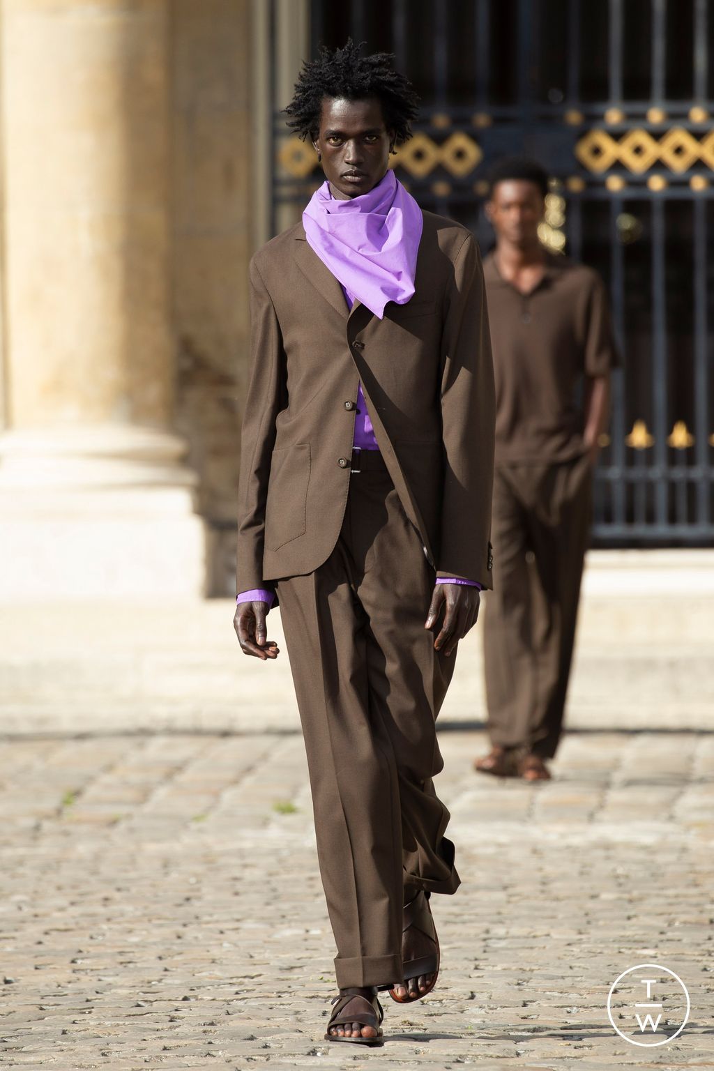 Fashion Week Paris Spring/Summer 2023 look 1 from the Officine Générale collection menswear