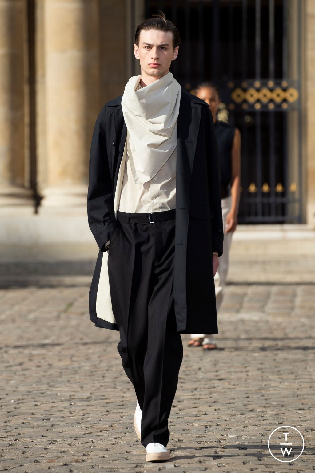 Fashion Week Paris Spring/Summer 2023 look 48 from the Officine Générale collection menswear