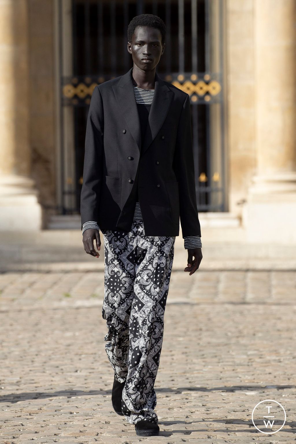 Fashion Week Paris Spring/Summer 2023 look 59 from the Officine Générale collection 男装
