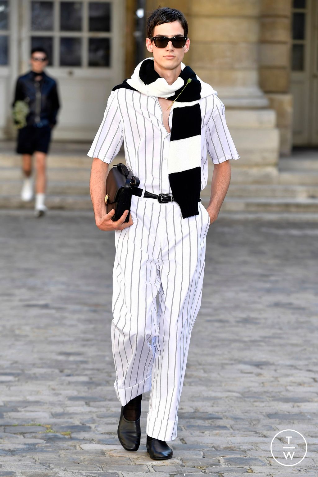 Fashion Week Paris Spring/Summer 2024 look 9 from the Officine Générale collection menswear