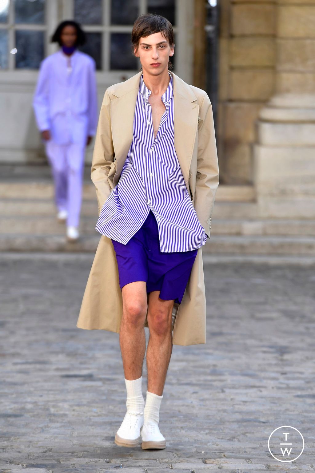 Fashion Week Paris Spring/Summer 2024 look 16 from the Officine Générale collection menswear