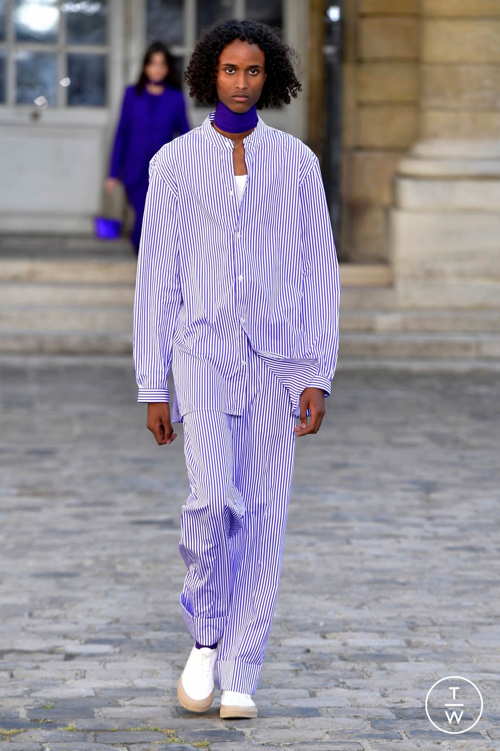 Fashion Week Paris Spring/Summer 2024 look 17 de la collection Officine Générale menswear