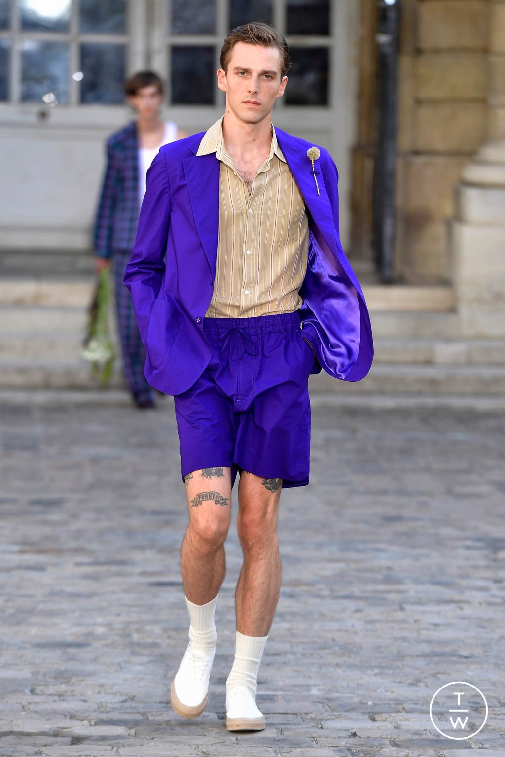 Fashion Week Paris Spring/Summer 2024 look 20 from the Officine Générale collection menswear