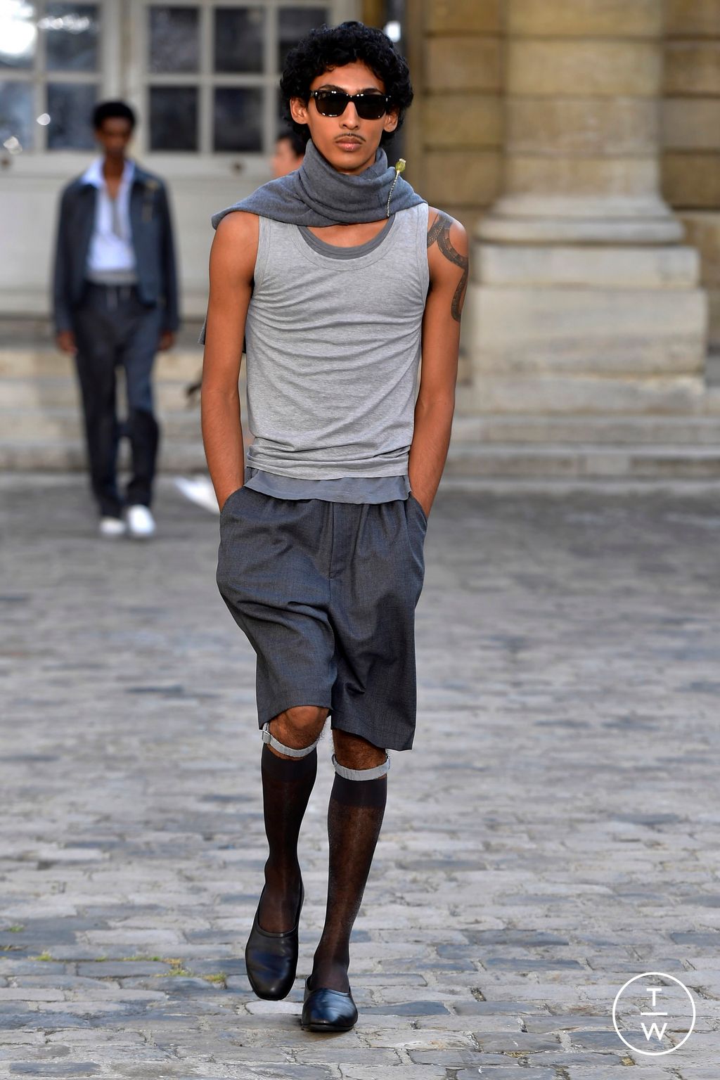 Fashion Week Paris Spring/Summer 2024 look 29 de la collection Officine Générale menswear