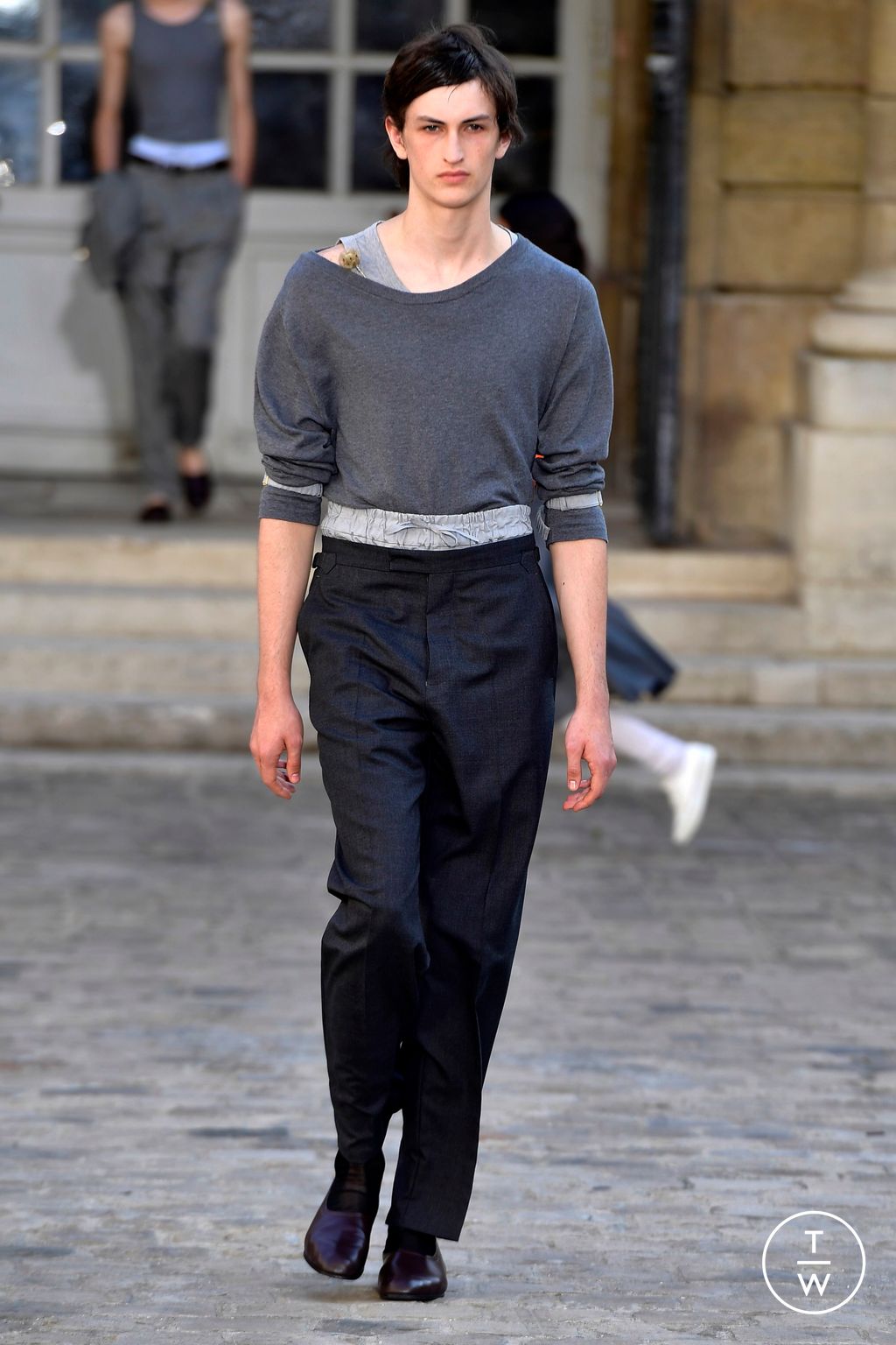 Fashion Week Paris Spring/Summer 2024 look 34 from the Officine Générale collection menswear