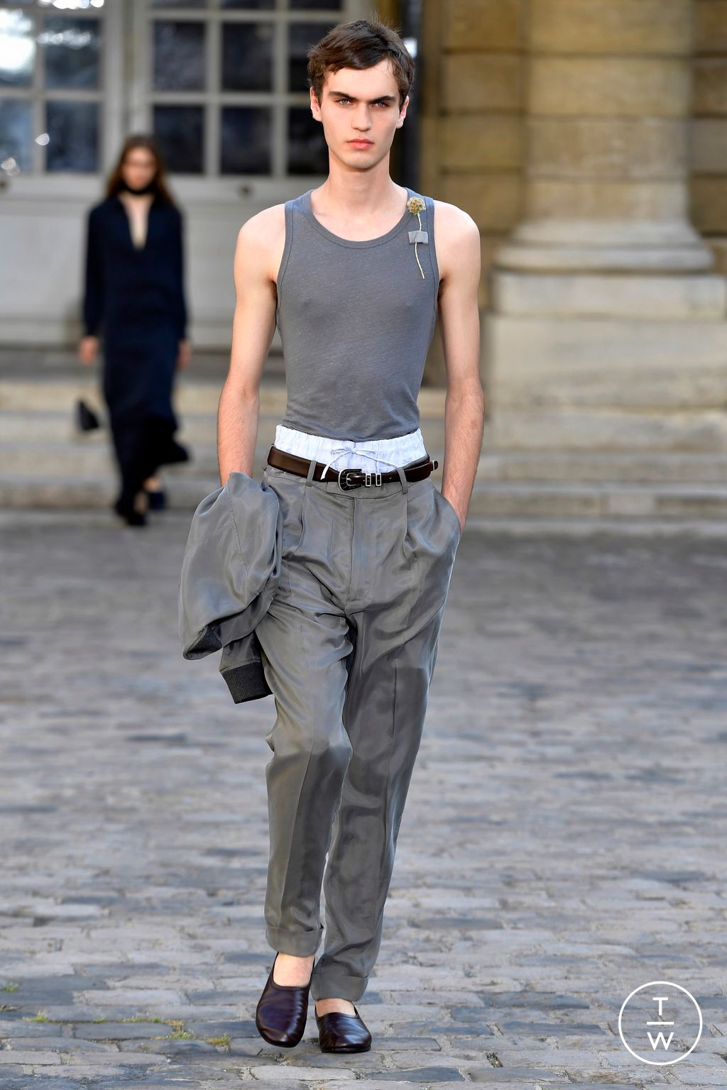 Fashion Week Paris Spring/Summer 2024 look 35 from the Officine Générale collection menswear