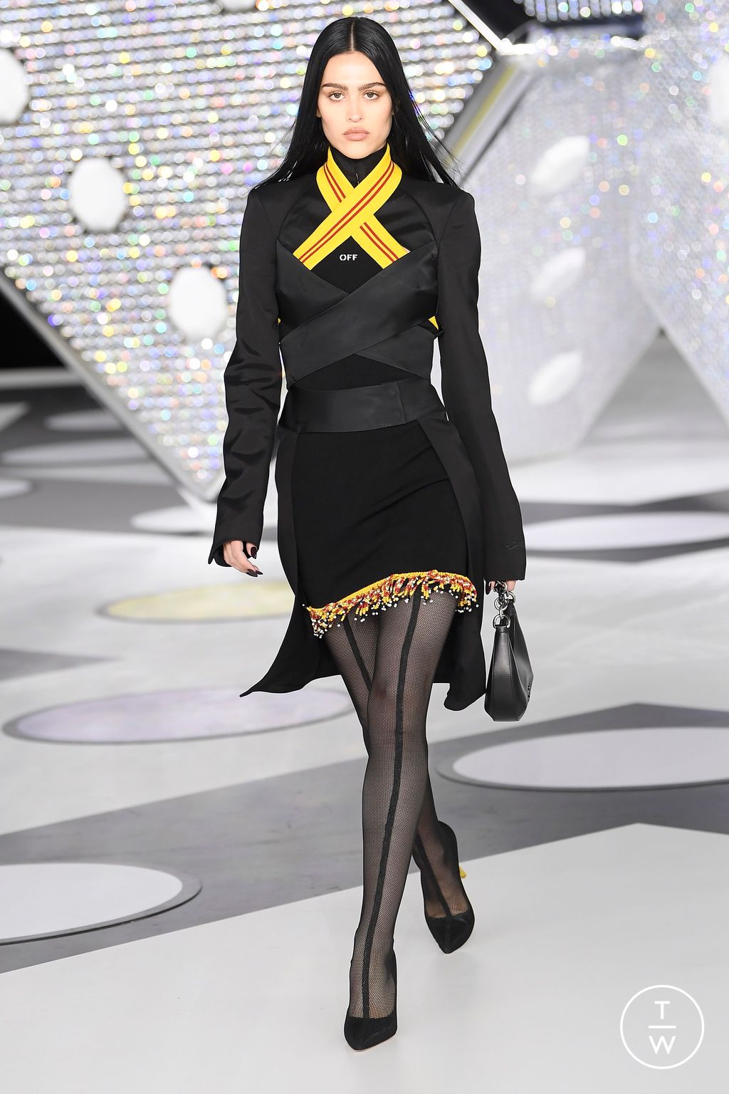 Fashion Week Paris Fall/Winter 2024 look 22 from the Off-White collection womenswear