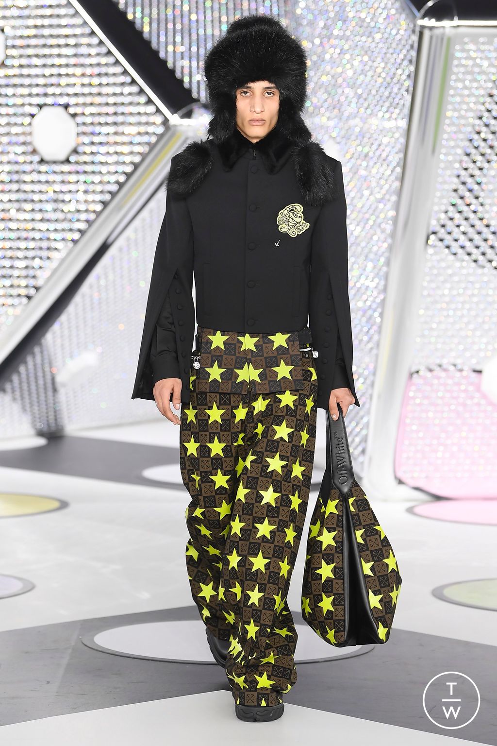 Fashion Week Paris Fall/Winter 2024 look 34 from the Off-White collection womenswear