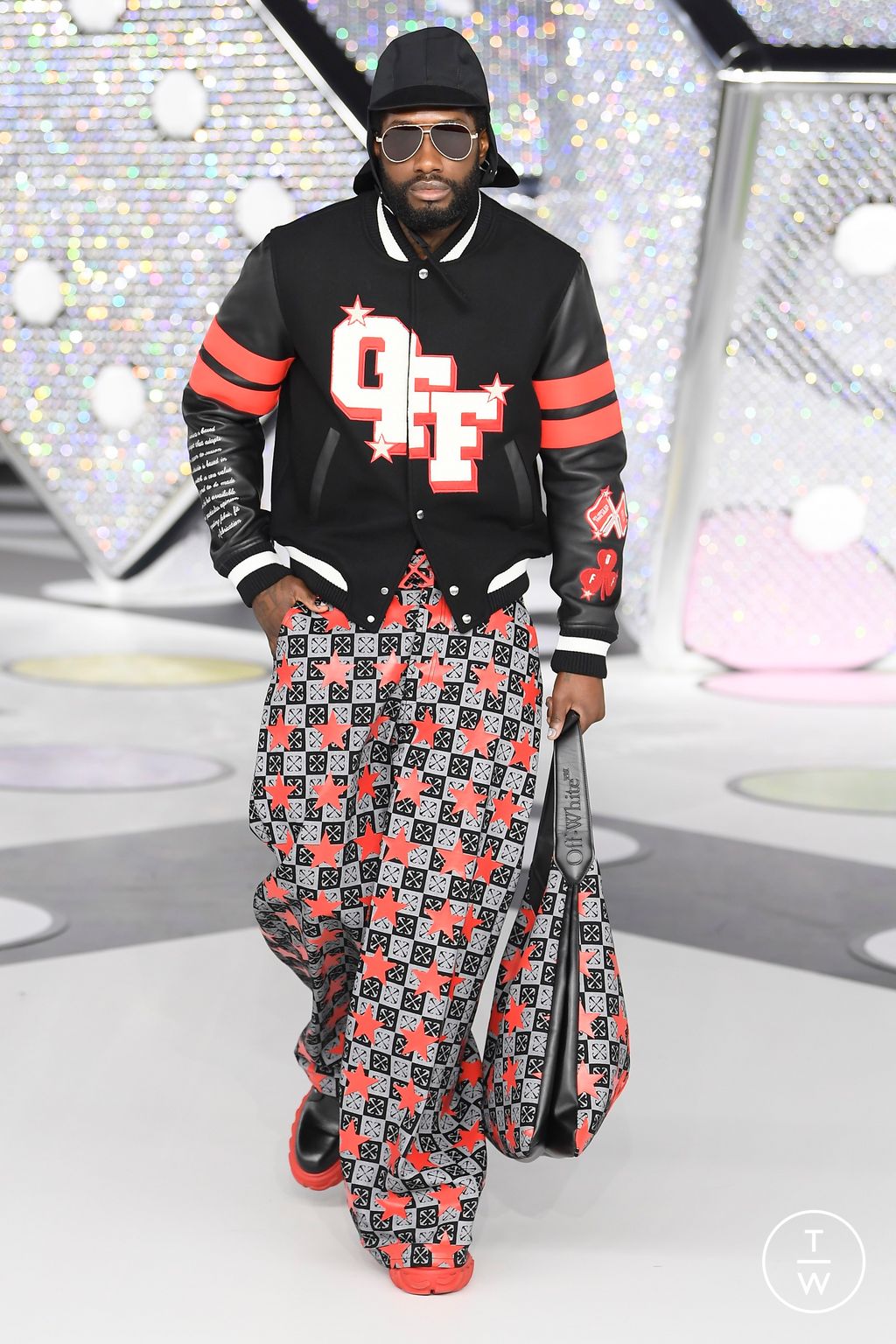 Fashion Week Paris Fall/Winter 2024 look 52 from the Off-White collection 女装
