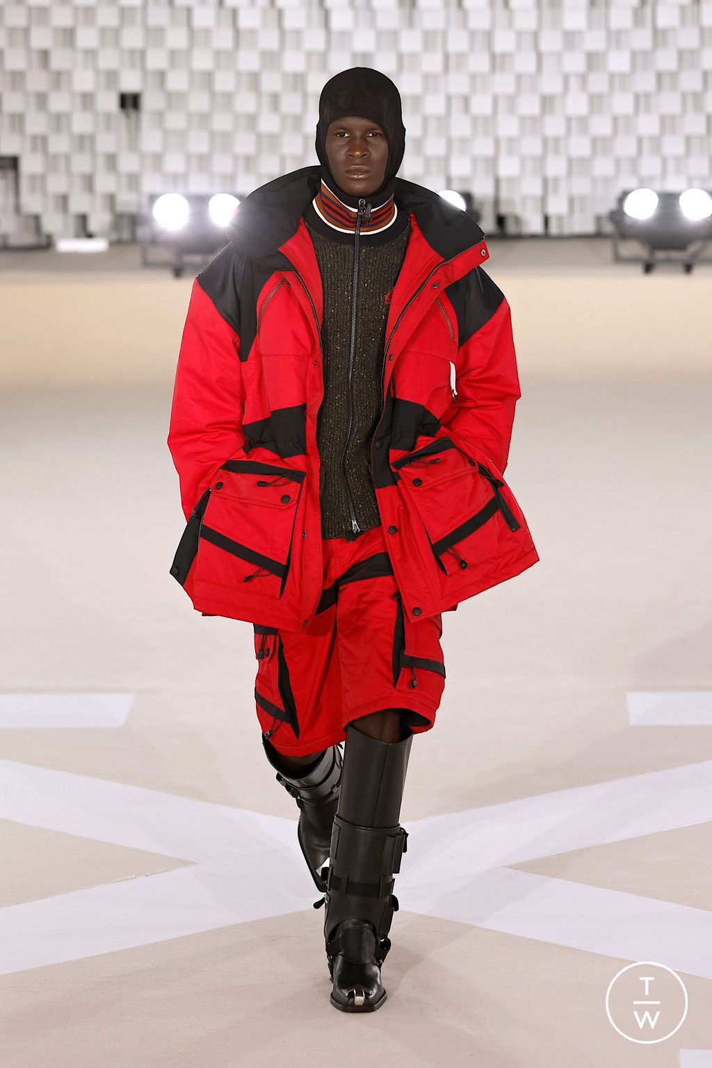 Fashion Week Paris Fall/Winter 2025 look 17 from the Off-White collection womenswear