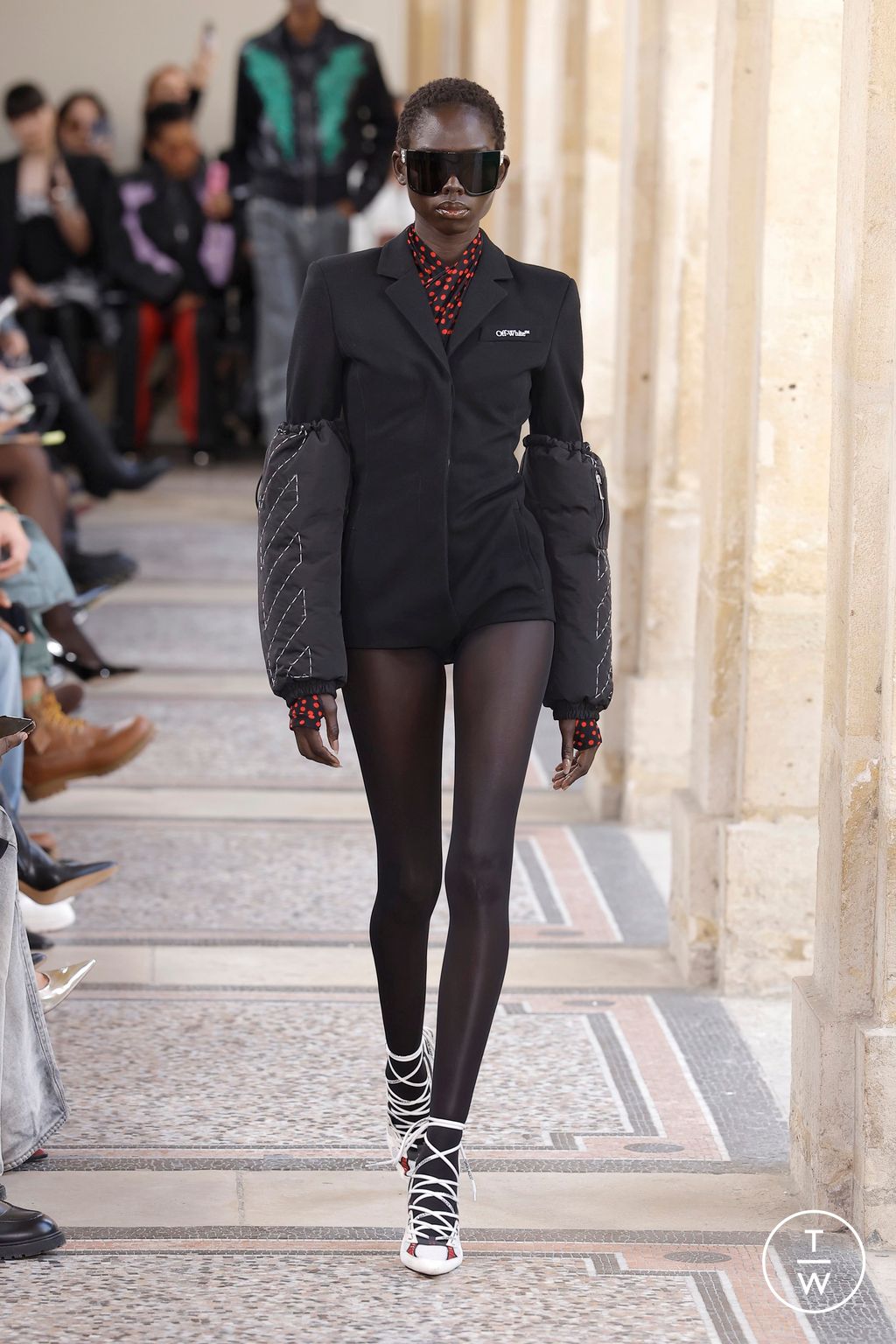 Fashion Week Paris Fall/Winter 2026 look 25 de la collection Off-White womenswear