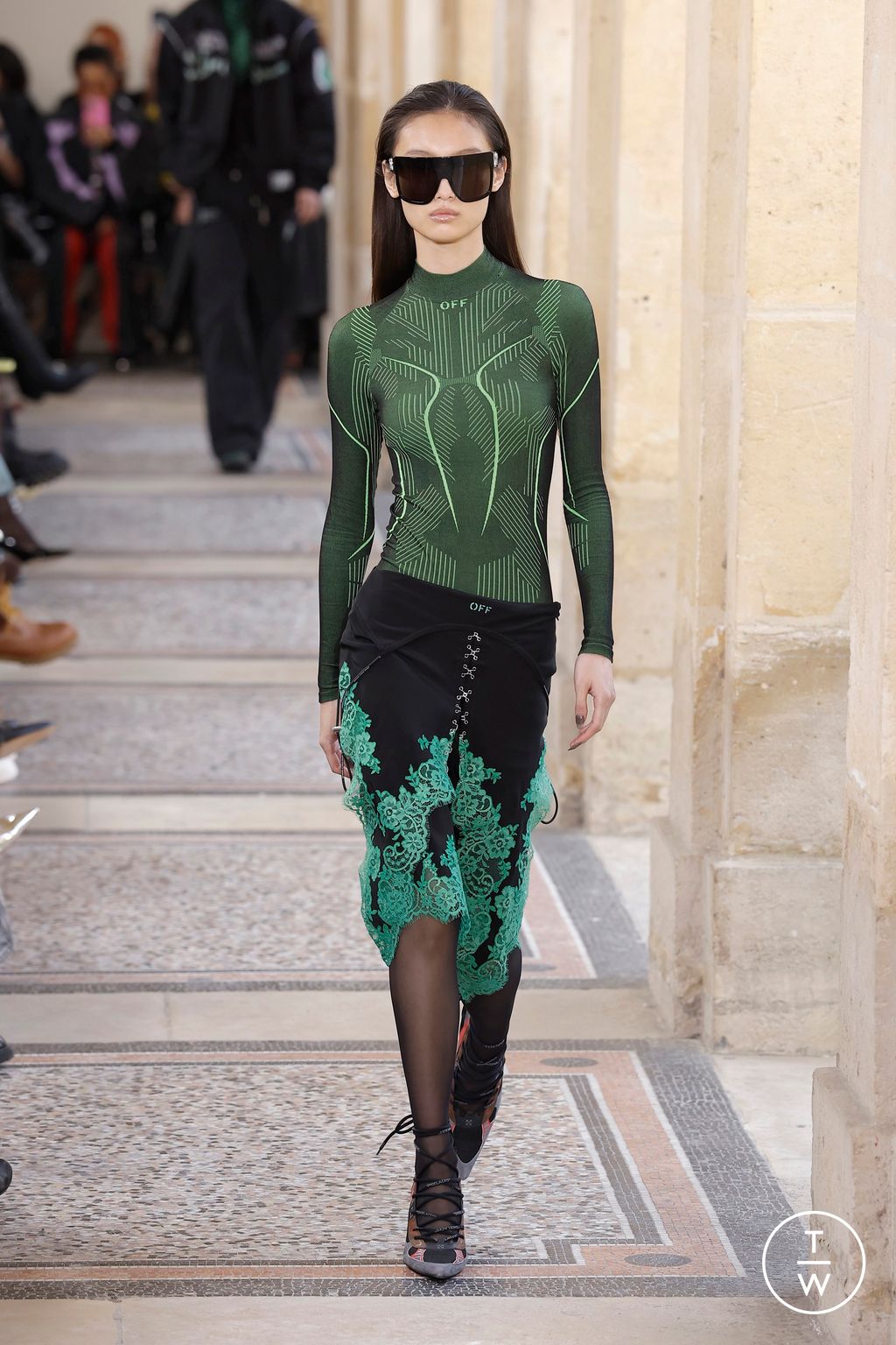 Fashion Week Paris Fall/Winter 2026 look 29 de la collection Off-White womenswear