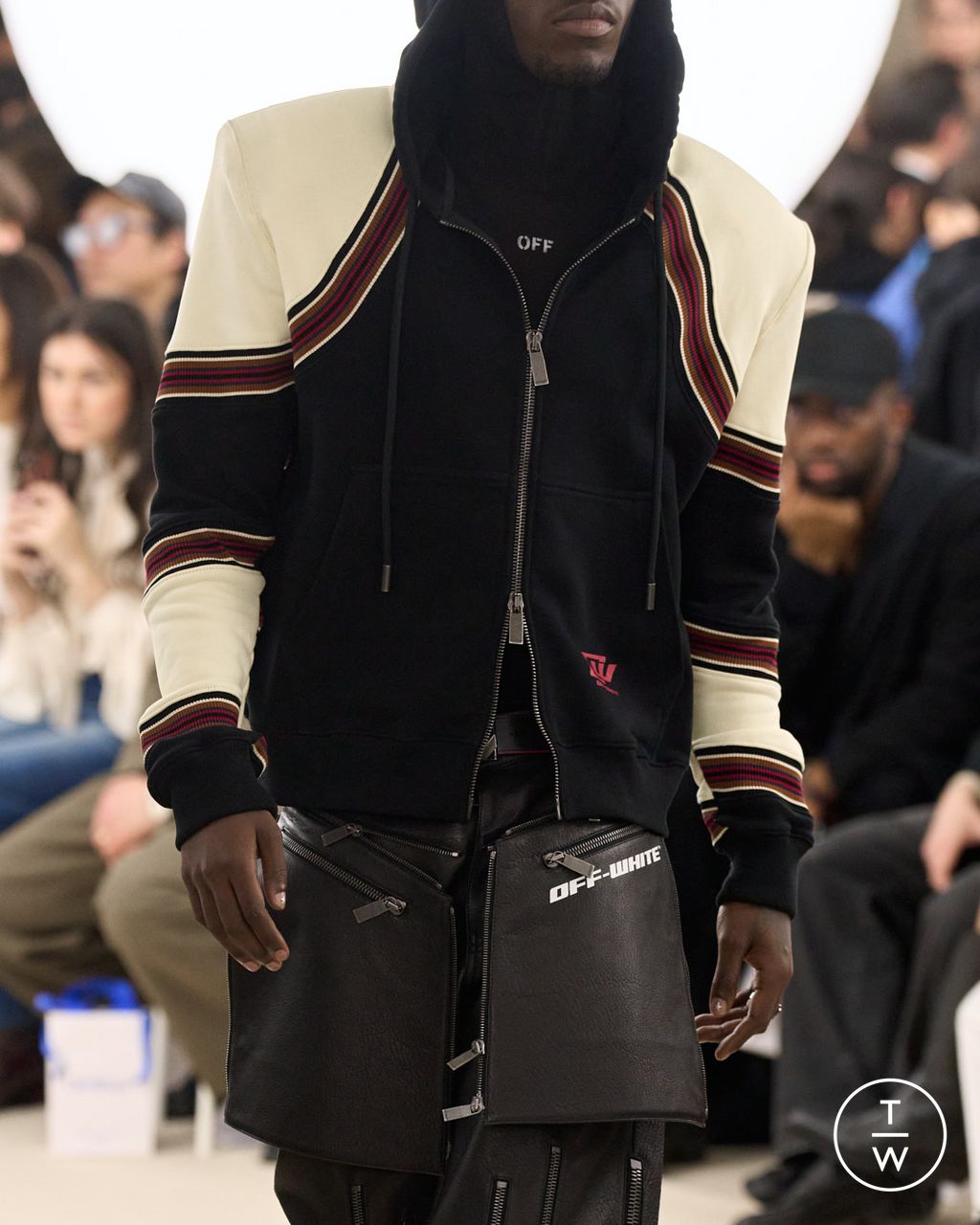 Fashion Week Paris Fall/Winter 2025 look 47 from the Off-White collection womenswear accessories