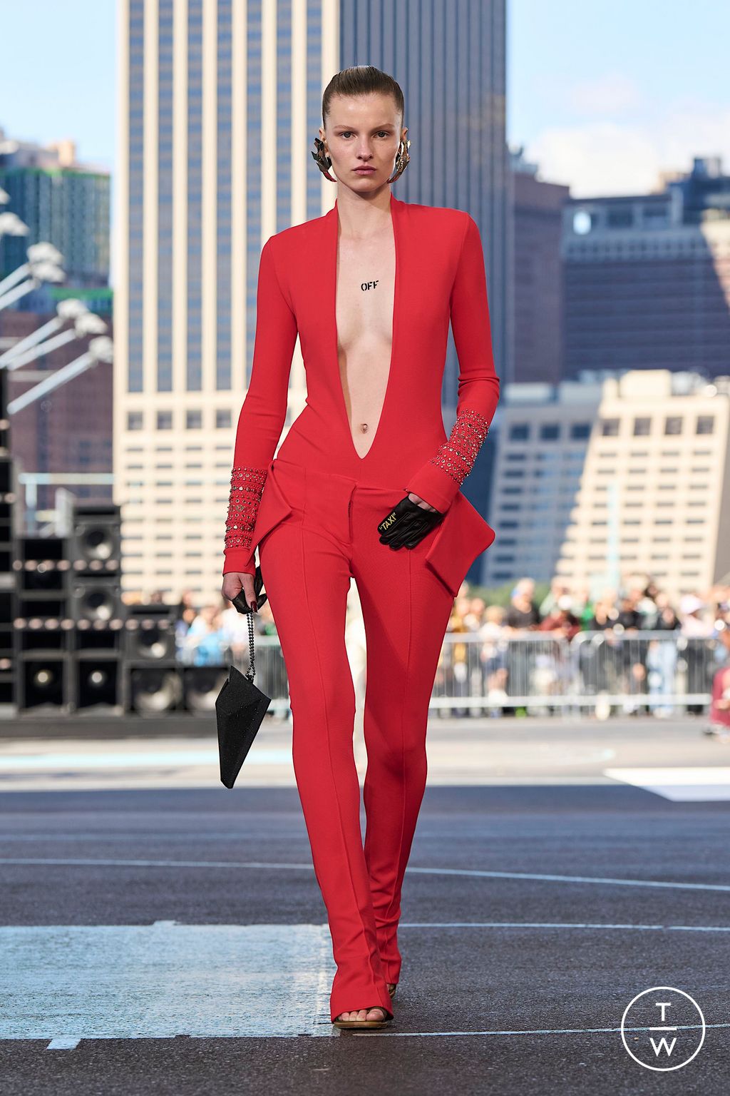 Fashion Week New York Spring/Summer 2025 look 10 from the Off-White collection womenswear