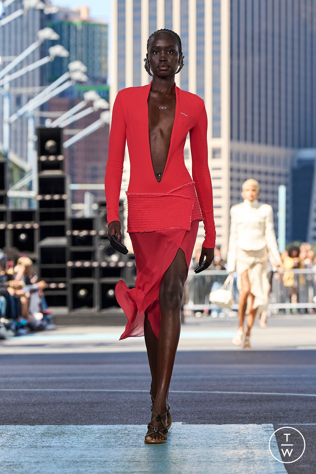 Fashion Week New York Spring/Summer 2025 look 12 from the Off-White collection womenswear