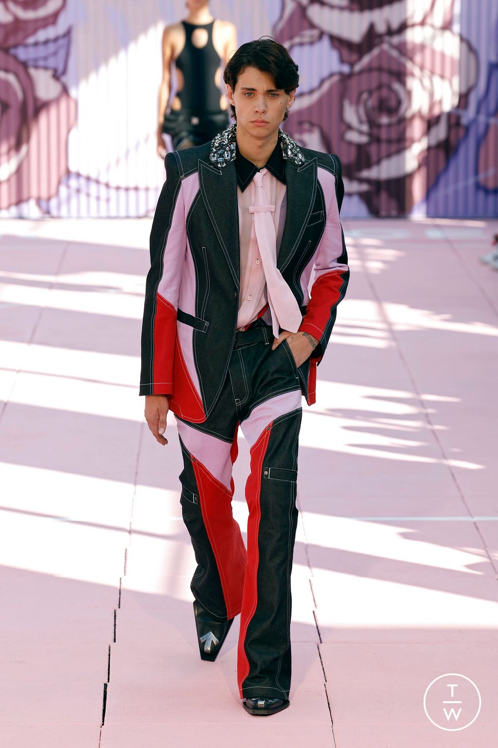Fashion Week New York Spring/Summer 2026 look 14 from the Off-White collection womenswear