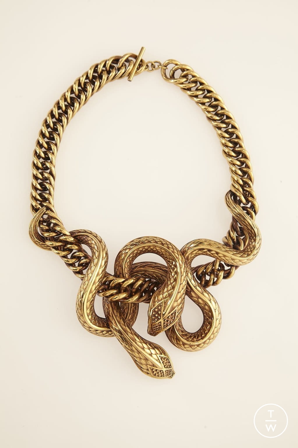 Fashion Week Milan Spring/Summer 2022 look 29 from the Roberto Cavalli collection 女装配饰