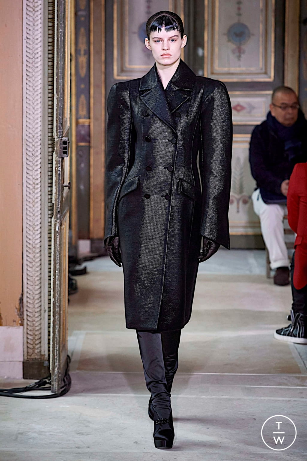Fashion Week Paris Fall/Winter 2019 look 8 from the Olivier Theyskens collection womenswear