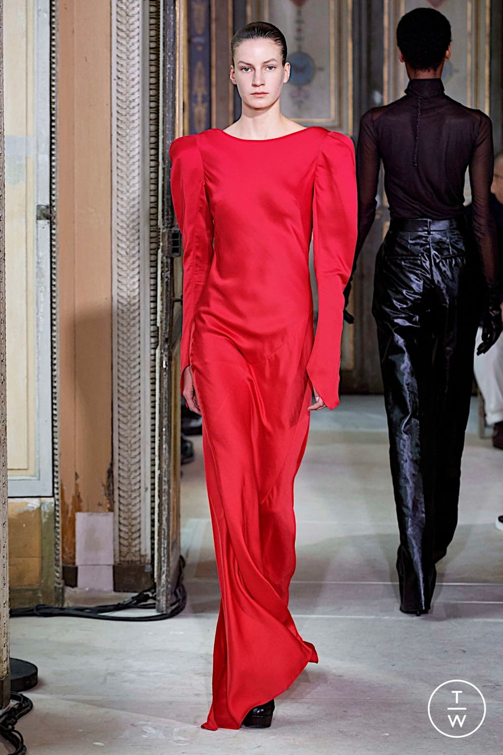 Fashion Week Paris Fall/Winter 2019 look 27 from the Olivier Theyskens collection womenswear
