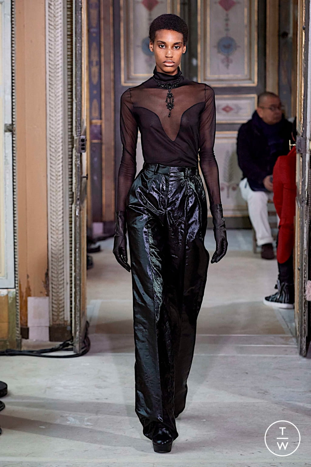 Fashion Week Paris Fall/Winter 2019 look 28 from the Olivier Theyskens collection womenswear