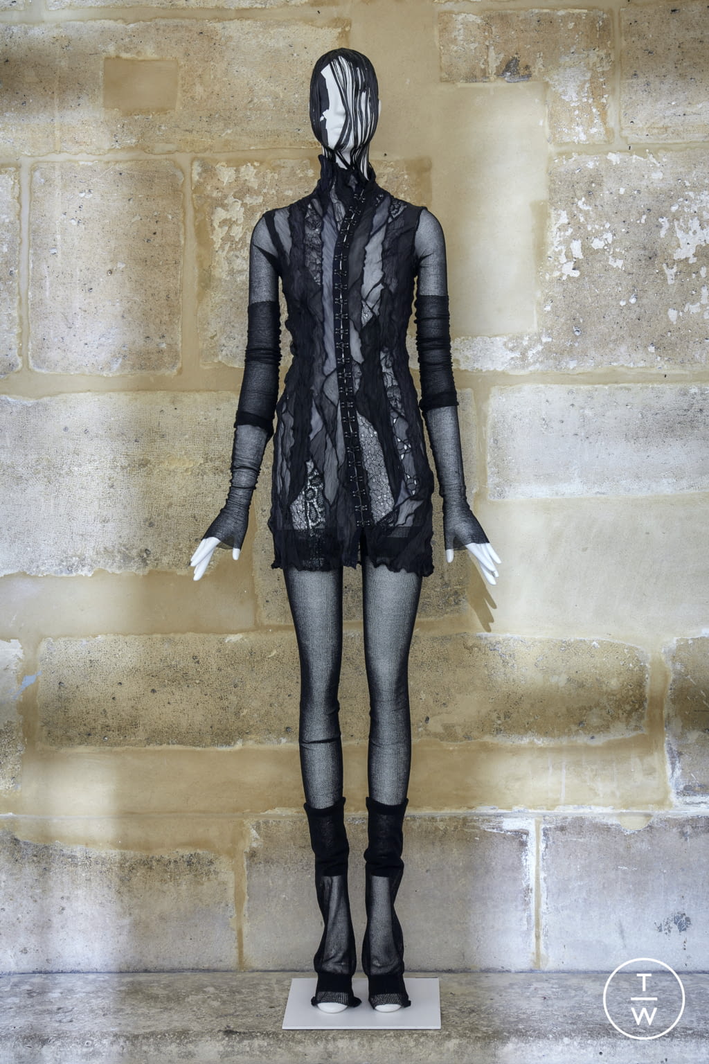 Fashion Week Paris Spring/Summer 2022 look 1 from the Olivier Theyskens collection womenswear
