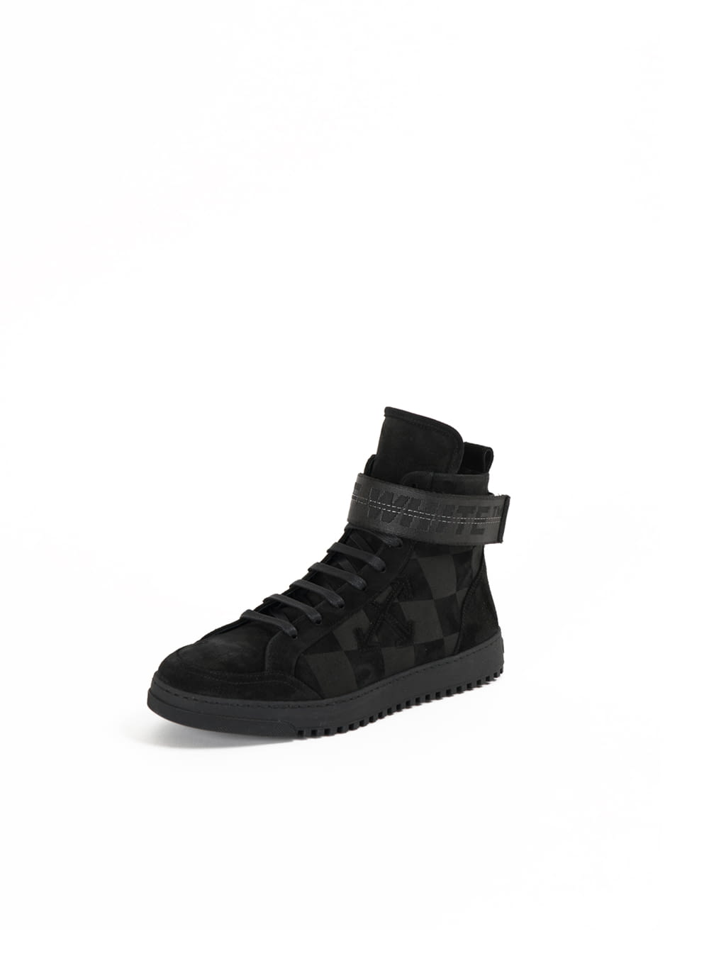 Fashion Week Paris Fall/Winter 2017 look 0 from the Off-White collection menswear accessories