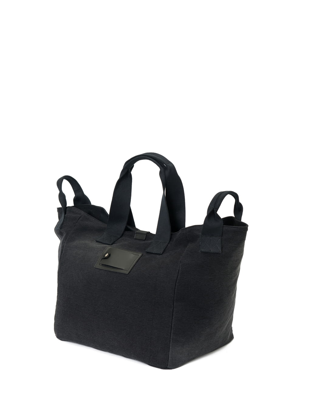 Fashion Week Paris Spring/Summer 2019 look 49 from the Off-White collection menswear accessories