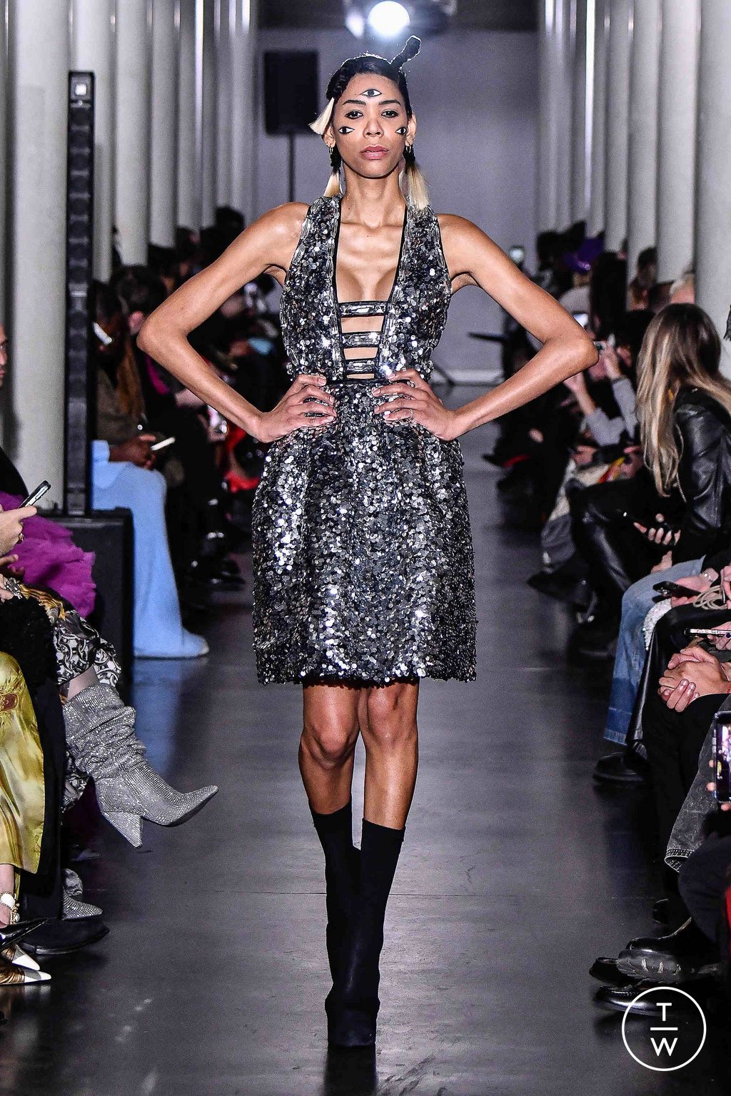 Fashion Week Paris Spring/Summer 2024 look 10 de la collection On Aura Tout Vu couture