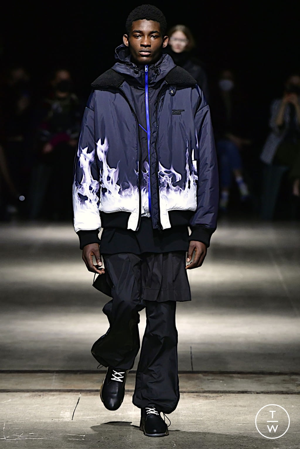 Fashion Week Milan Fall/Winter 2022 look 9 from the Onitsuka Tiger collection 女装
