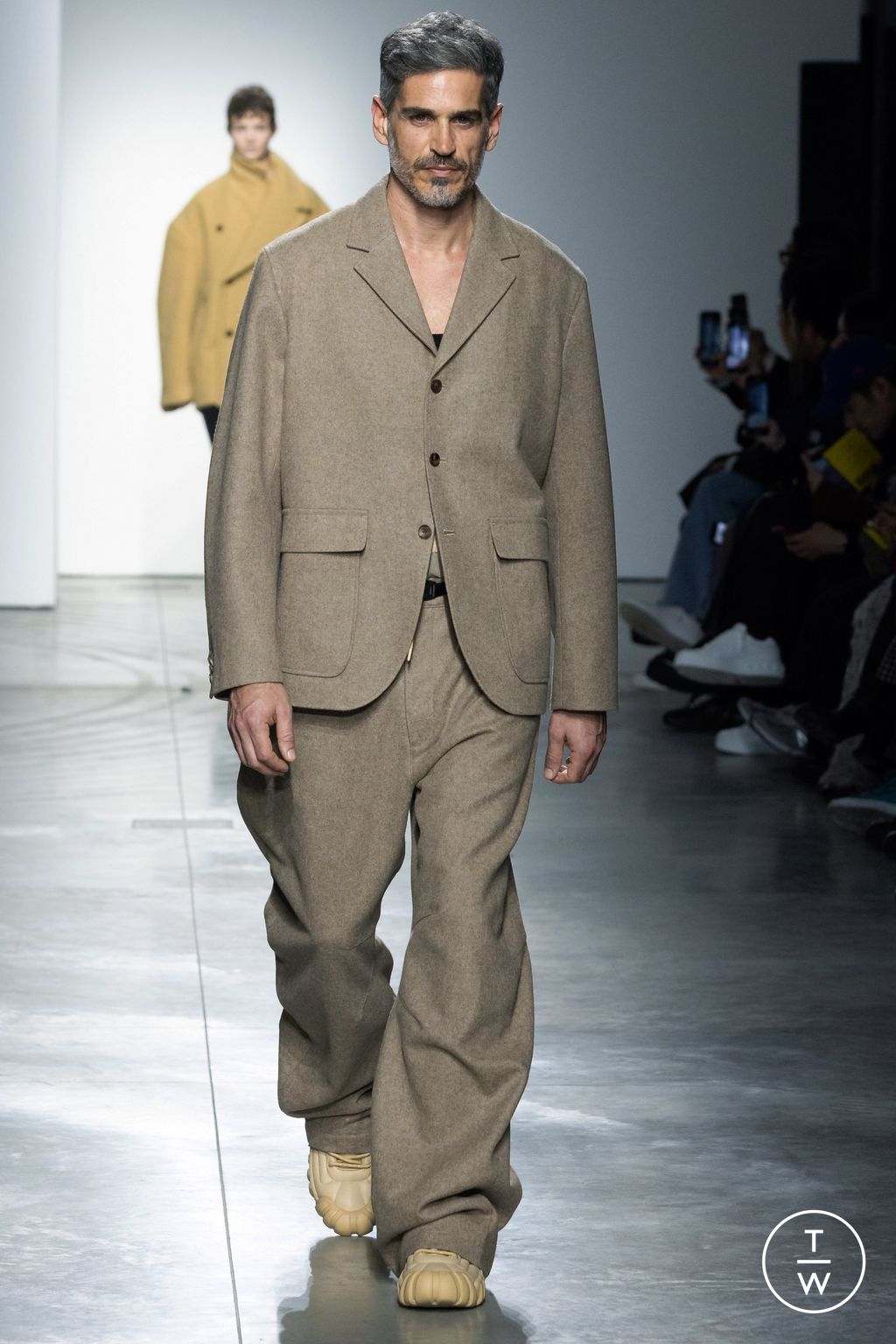 Fashion Week Milan Fall/Winter 2023 look 3 from the Onitsuka Tiger collection womenswear