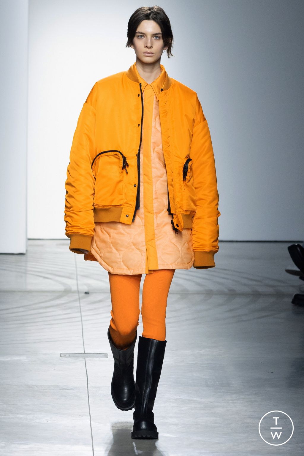Fashion Week Milan Fall/Winter 2023 look 29 from the Onitsuka Tiger collection womenswear