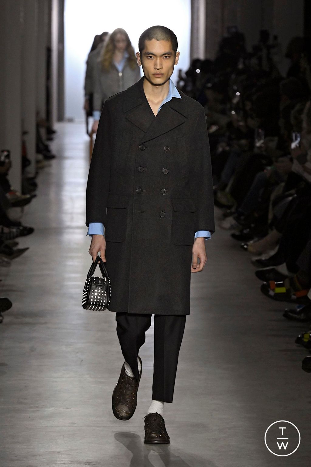 Fashion Week Milan Fall/Winter 2025 look 24 from the Onitsuka Tiger collection womenswear