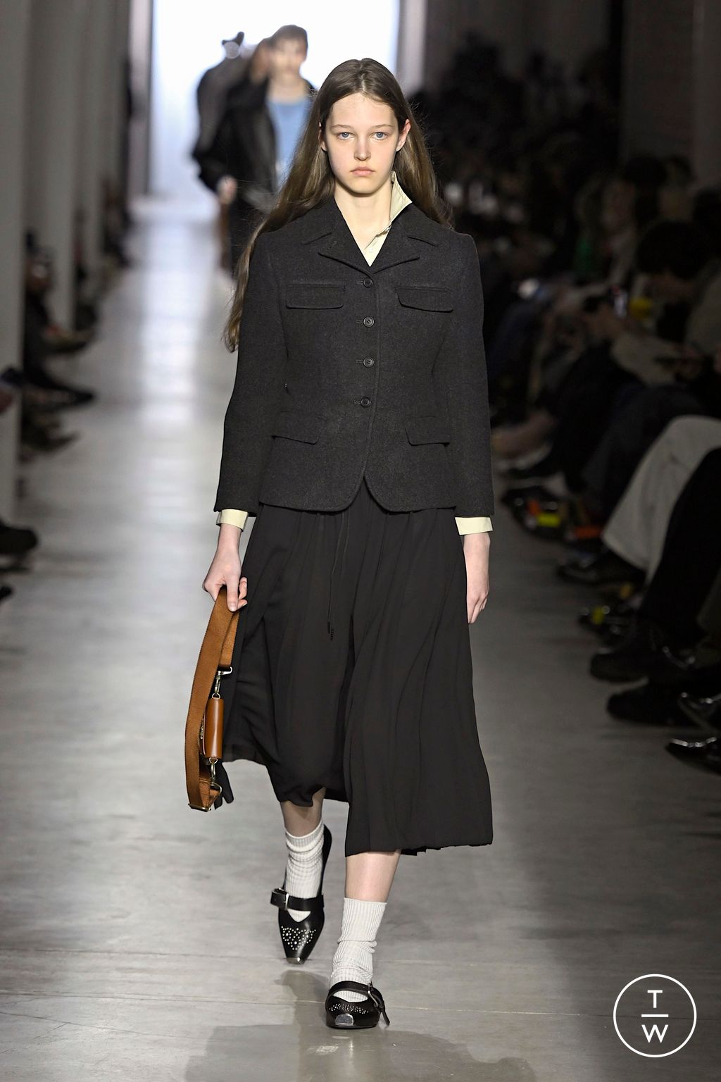 Fashion Week Milan Fall/Winter 2025 look 27 from the Onitsuka Tiger collection womenswear