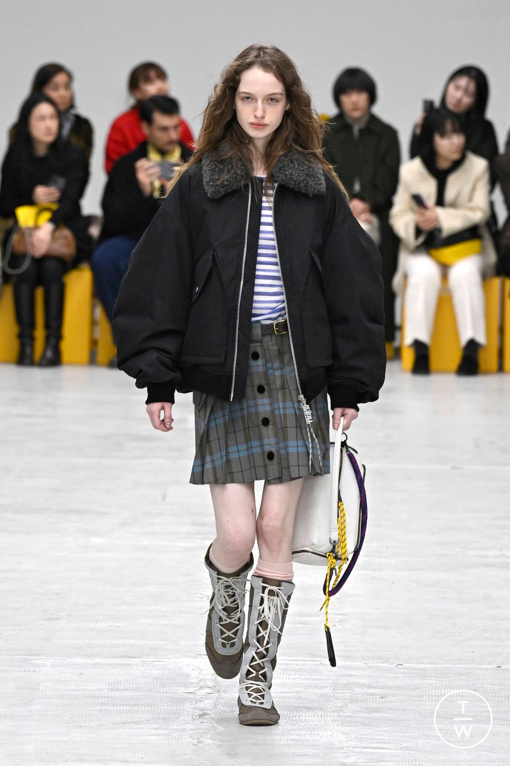 Fashion Week Milan Fall/Winter 2026 look 32 from the Onitsuka Tiger collection womenswear